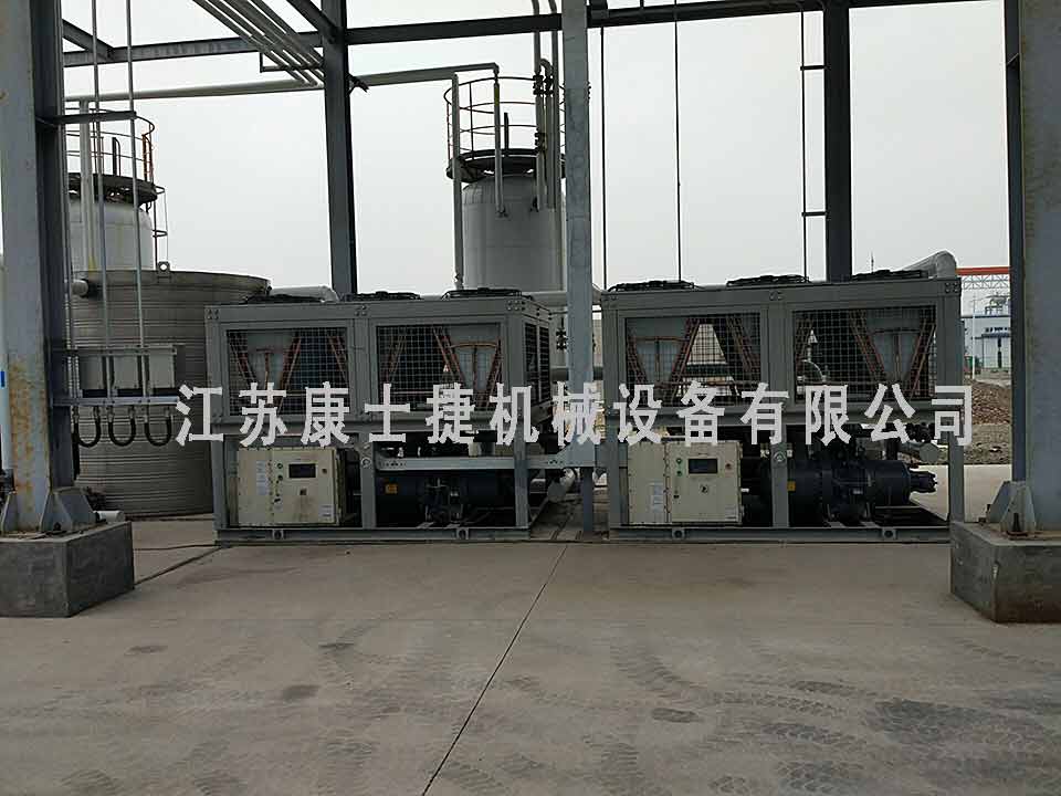 電子廠用防爆超低溫冷凍機(jī)組使用現(xiàn)場(chǎng)照片
