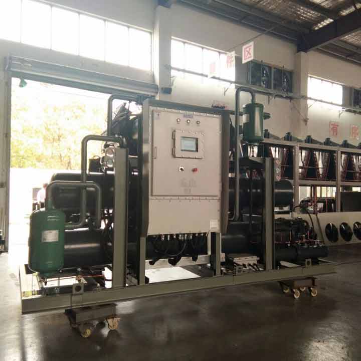 復(fù)疊式冷水機(jī)需要定期維護(hù)更換冷凍機(jī)油原因及冷凍機(jī)油的充注方法
