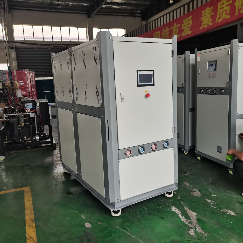 超低溫復(fù)疊深冷機組制冷系統(tǒng)